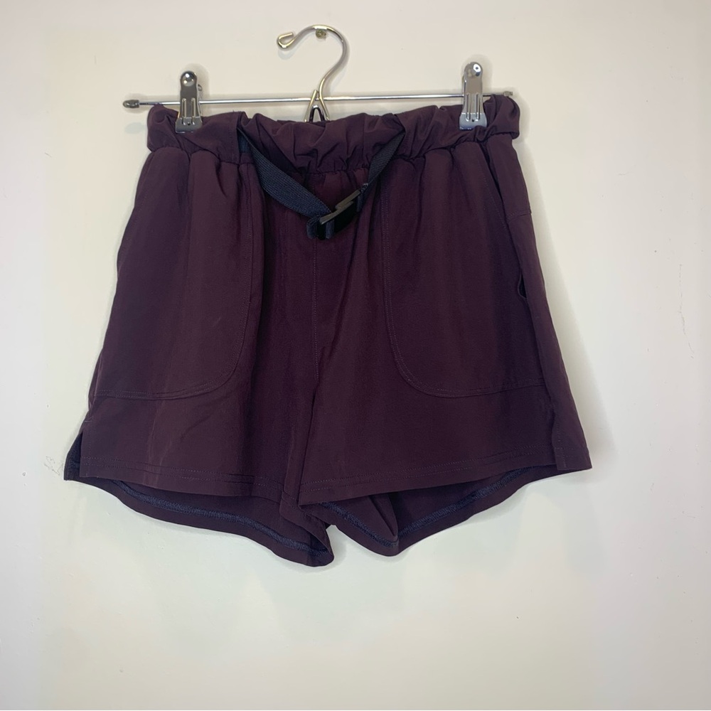 Z BY ZELLA Dark Purple Eggplant Belted Buckle Take a Hike Workout Shorts sz XS